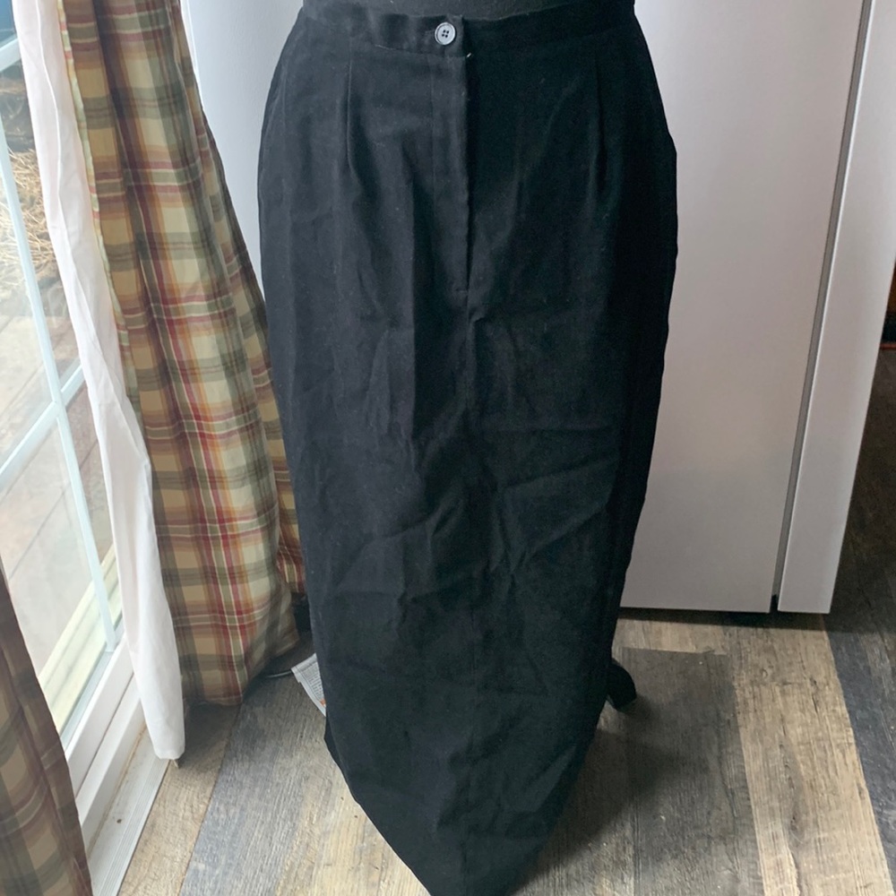 Coldwater creek black skirt medium